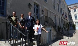 王校长爆料涉赌事件视频,揭秘校园赌博黑幕